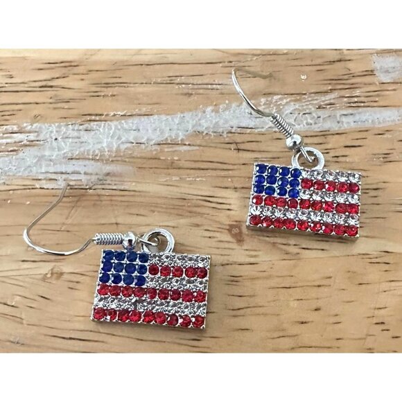 New American Flag Earrings Red Blue Clear Rhinestones Dangle Patriotic J… - Picture 6 of 12